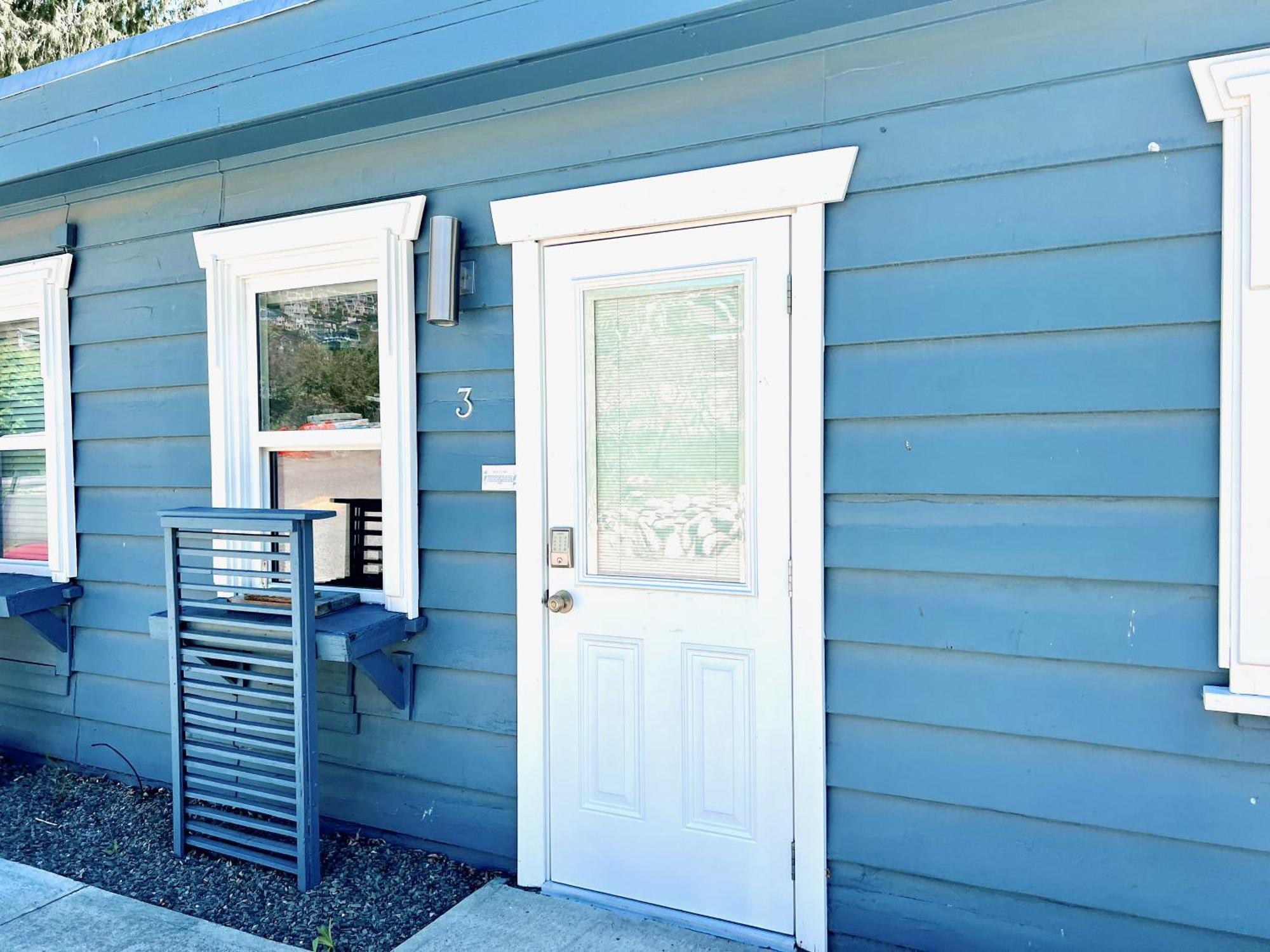Peachland Beach Resort Exterior foto
